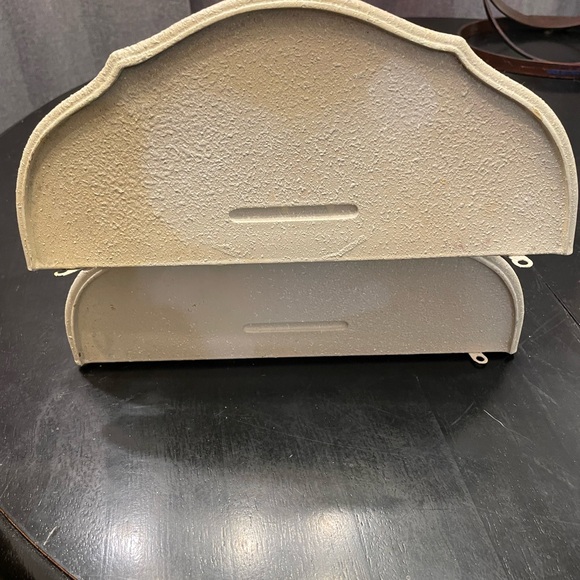 Vintage Rococo Shelves. Pair. Cream - Picture 5 of 5